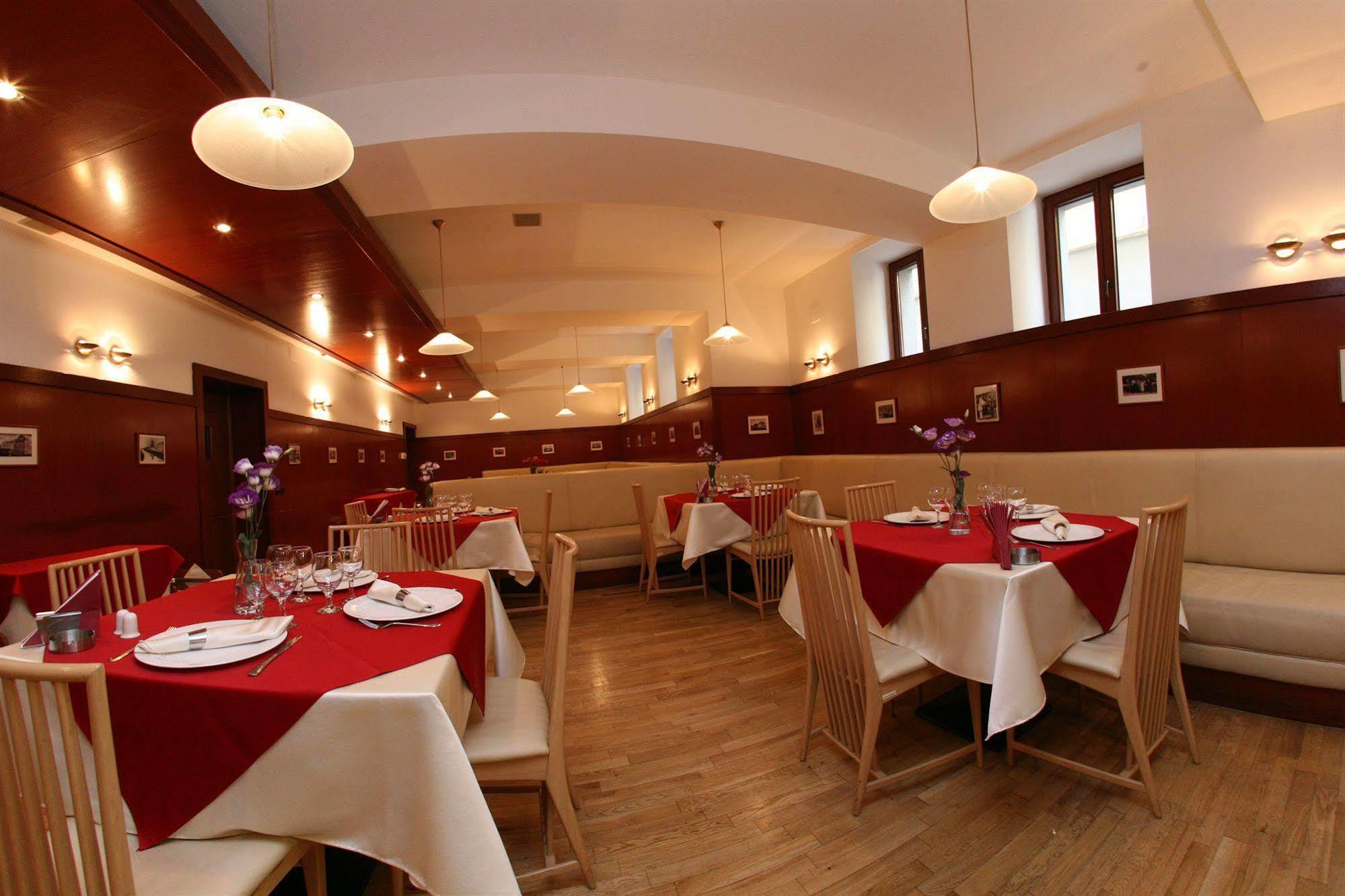 Hotel Savoy